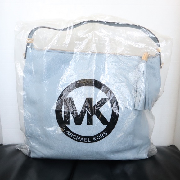 Michael Kors Beford Pale Blue Shoulder Bag NEW - Picture 6 of 13